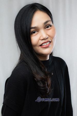 223057 - Manwika Age: 42 - Thailand