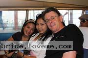 252-filipina-women